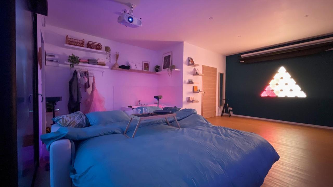 Capsule Nature & Photos - Jacuzzi - Netflix & Home Cinema - Ps5 & Jeu Thun-Saint-Martin 外观 照片