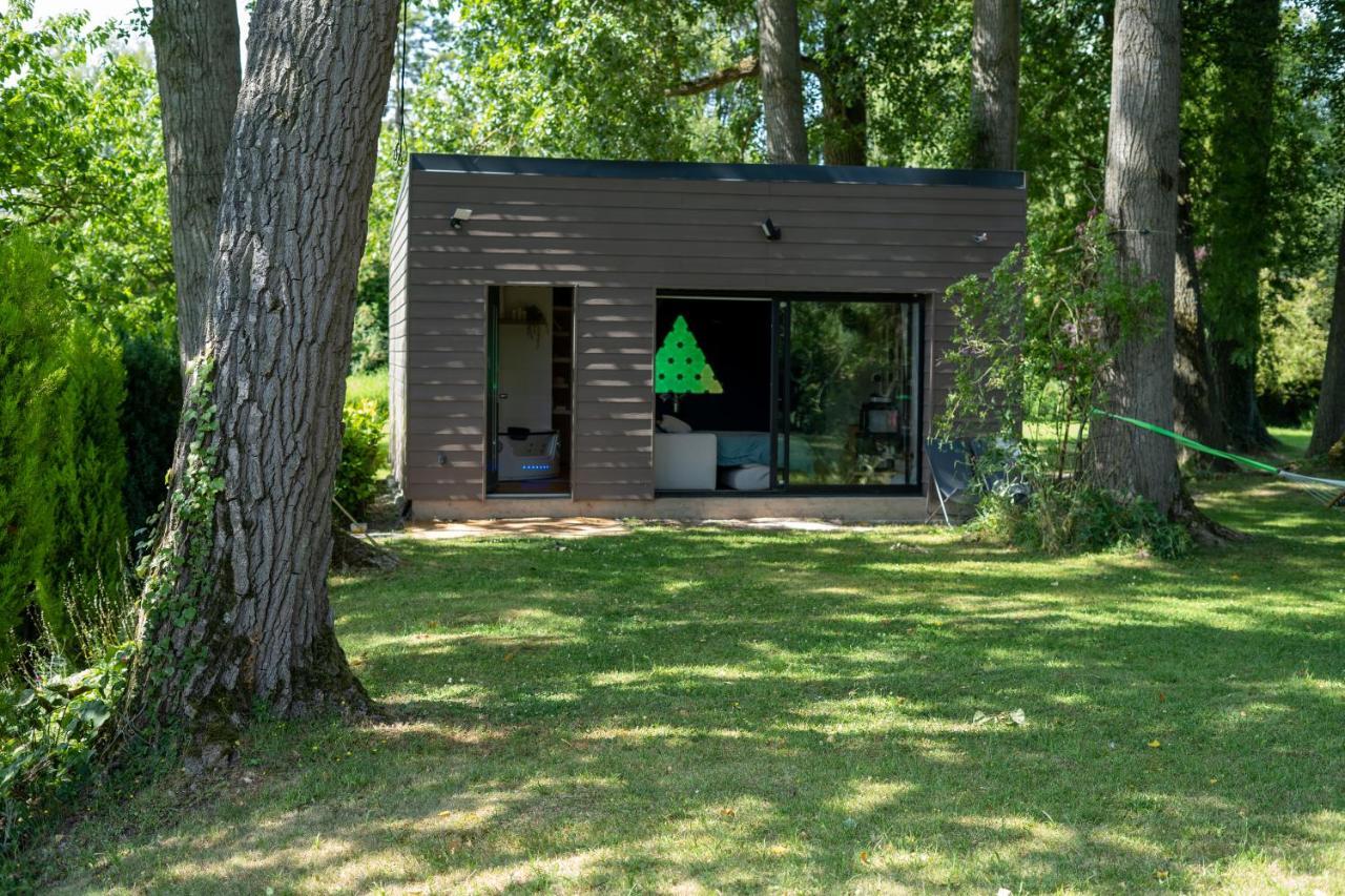 Capsule Nature & Photos - Jacuzzi - Netflix & Home Cinema - Ps5 & Jeu Thun-Saint-Martin 外观 照片